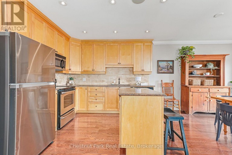 208 - 27 BEAVER STREET, Blue Mountains, Ontario, N0H2P0