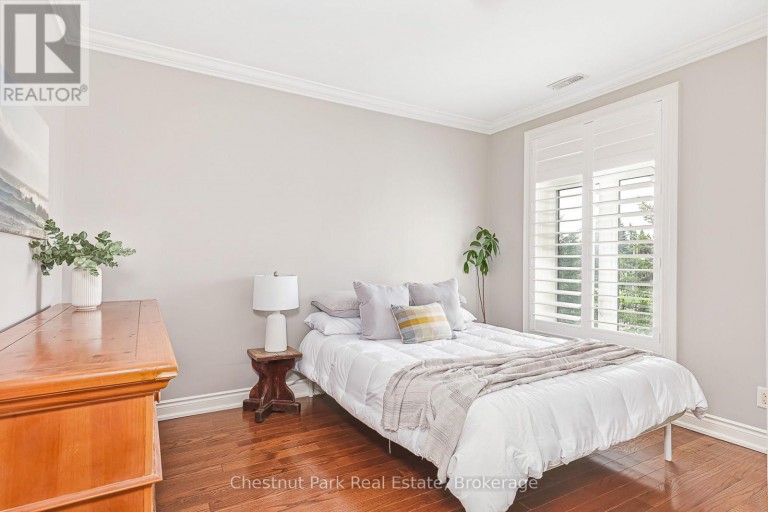 208 - 27 BEAVER STREET, Blue Mountains, Ontario, N0H2P0