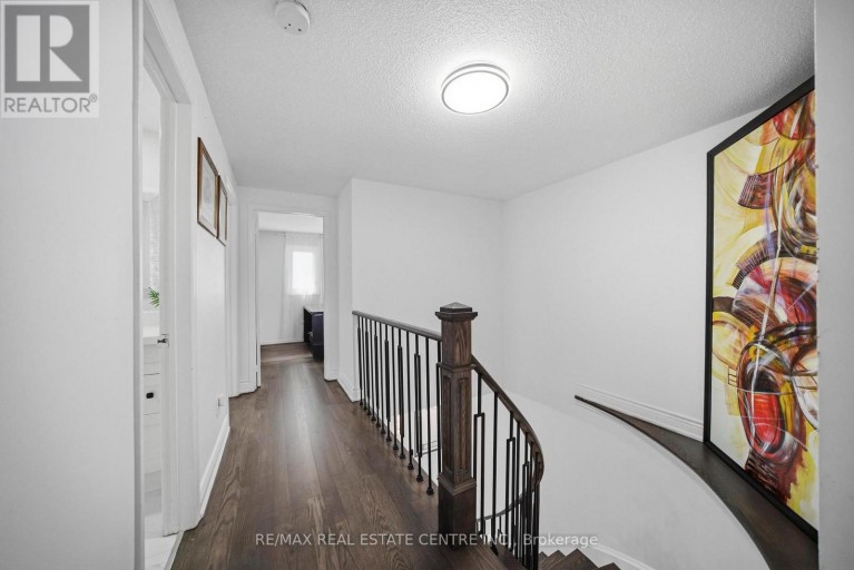 5235 HUNTINGFIELD DRIVE, Mississauga (Hurontario), Ontario, L5R2L3