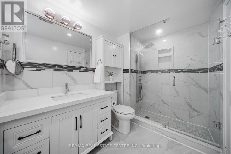 5235 HUNTINGFIELD DRIVE, Mississauga (Hurontario), Ontario, L5R2L3