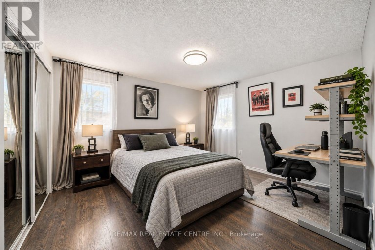 5235 HUNTINGFIELD DRIVE, Mississauga (Hurontario), Ontario, L5R2L3