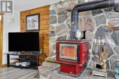 82 BAY LAKE ROAD Bancroft (Dungannon Ward) Ontario photo 9