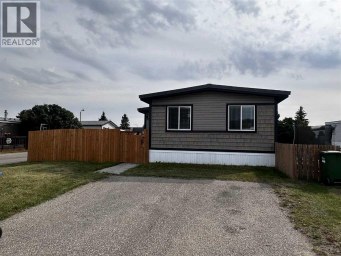 200, 5344 76 Street Red Deer Alberta photo 2