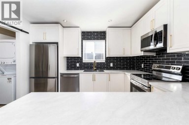 200, 5344 76 Street Red Deer Alberta photo 4