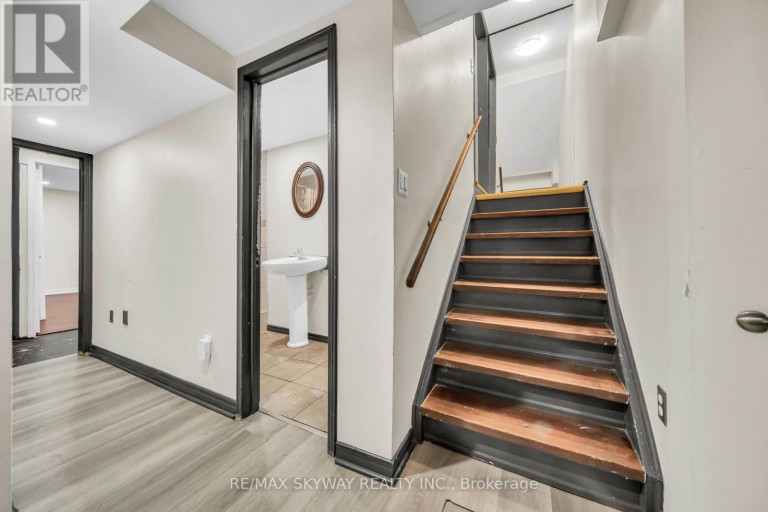 2055 BLUE RIDGE CRESCENT, Pickering (Brock Ridge), Ontario, L1X2N5
