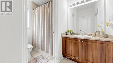 34 BUTTONLEAF CRESCENT Whitchurch-Stouffville (Stouffville) Ontario photo 27