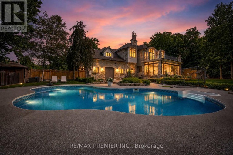 40 GOLF AVENUE, Vaughan (East Woodbridge), Ontario, L4L3A5