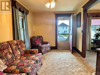 305 NORTH CAYUGA STREET W Haldimand (Dunnville) Ontario photo 11