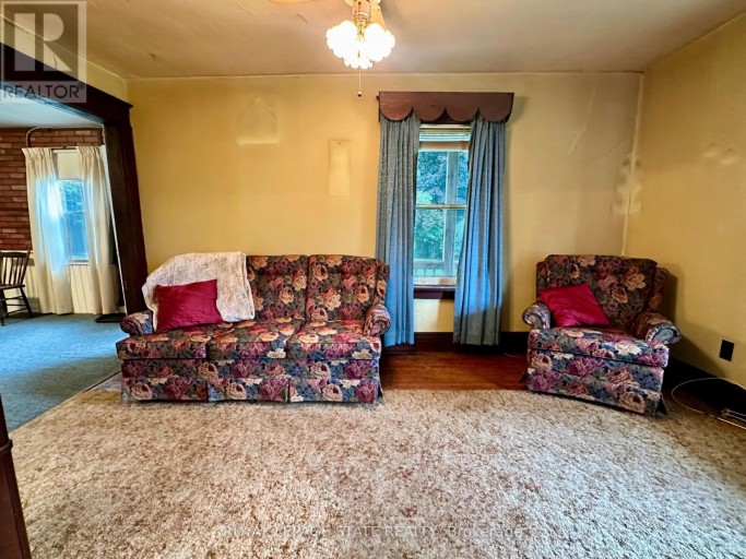 305 NORTH CAYUGA STREET W, Haldimand (Dunnville), Ontario, N1A1P4