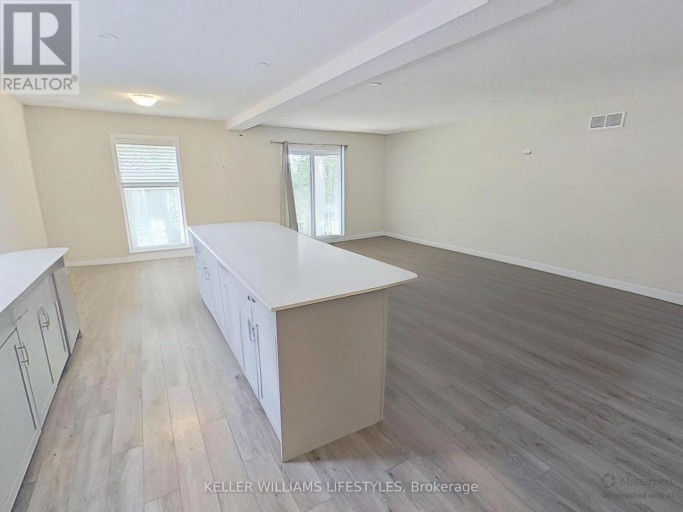 107 CAVENDISH CRESCENT, London North (North N), Ontario, N6H1A3