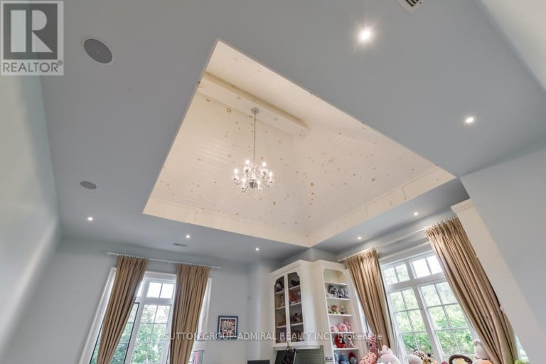 66 SCOTCH VALLEY DRIVE, King (King City), Ontario, L7B1L9