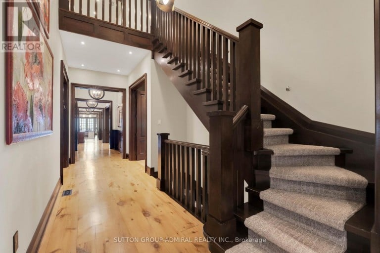 66 SCOTCH VALLEY DRIVE, King (King City), Ontario, L7B1L9