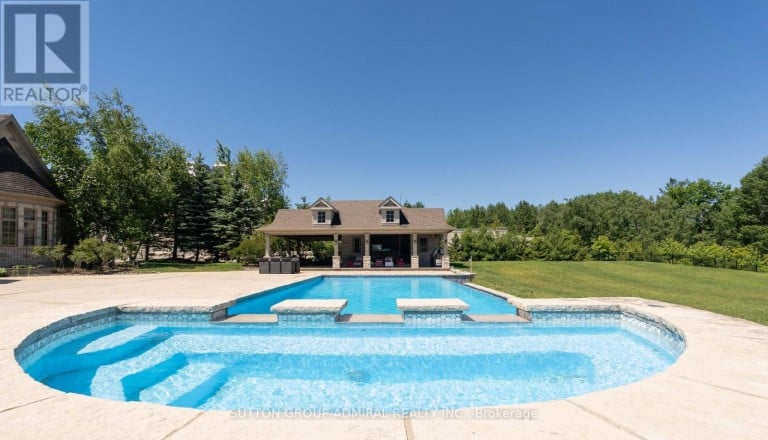 66 SCOTCH VALLEY DRIVE, King (King City), Ontario, L7B1L9