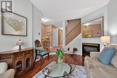 30 - 4635 REGENTS TERRACE Mississauga (Hurontario) Ontario photo 5