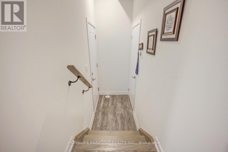 1356 KANIV STREET, Oakville (NW Northwest), Ontario, L6M5R3