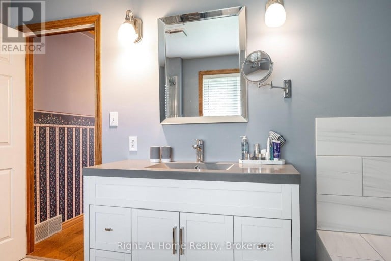 27 KAY STREET, Stratford, Ontario, N5A7R7