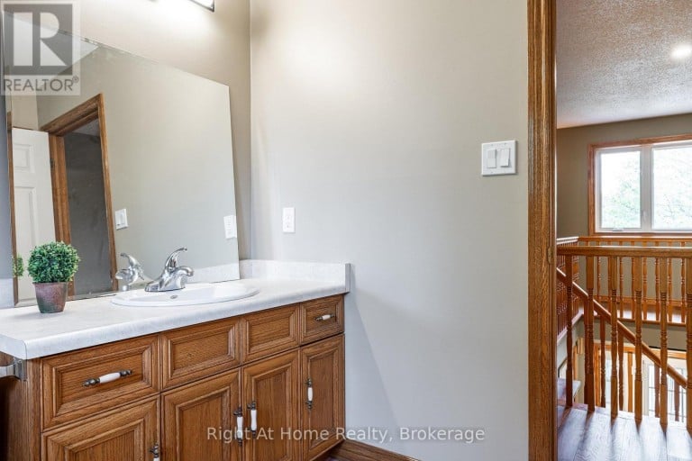 27 KAY STREET, Stratford, Ontario, N5A7R7