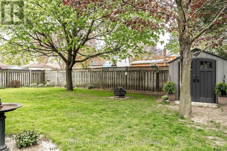 27 KAY STREET, Stratford, Ontario, N5A7R7