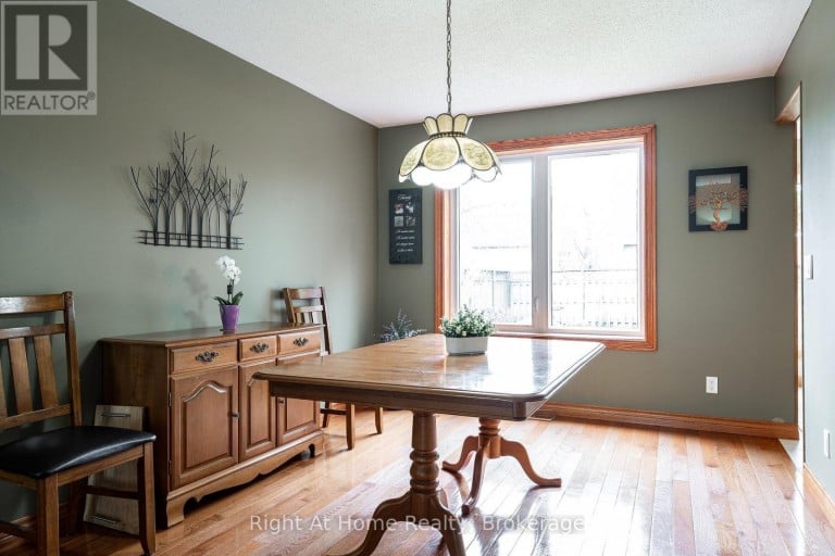 27 KAY STREET, Stratford, Ontario, N5A7R7