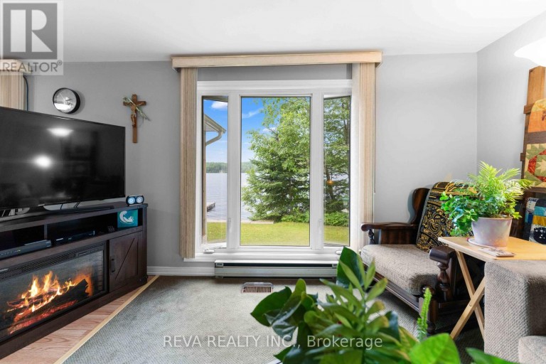146 CENTRE ROAD, Hastings Highlands (McClure Ward), Ontario, K0L2K0
