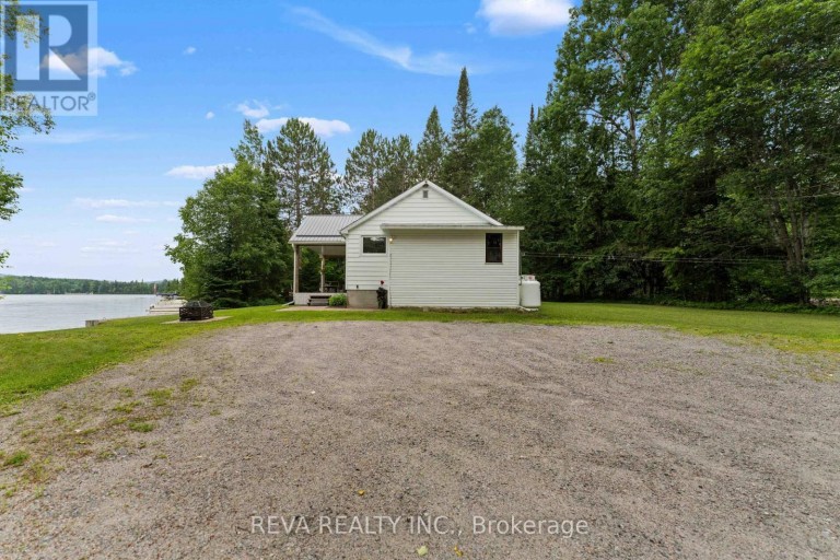 146 CENTRE ROAD, Hastings Highlands (McClure Ward), Ontario, K0L2K0