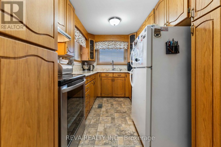 146 CENTRE ROAD, Hastings Highlands (McClure Ward), Ontario, K0L2K0