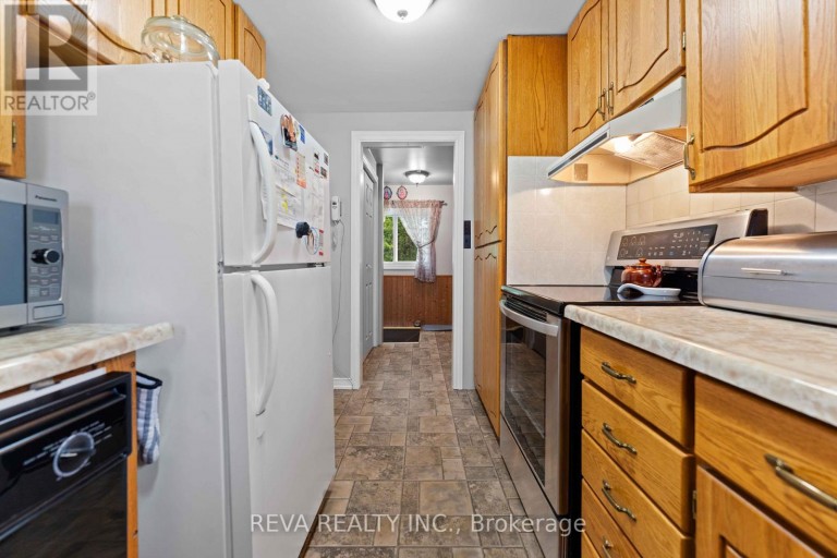 146 CENTRE ROAD, Hastings Highlands (McClure Ward), Ontario, K0L2K0