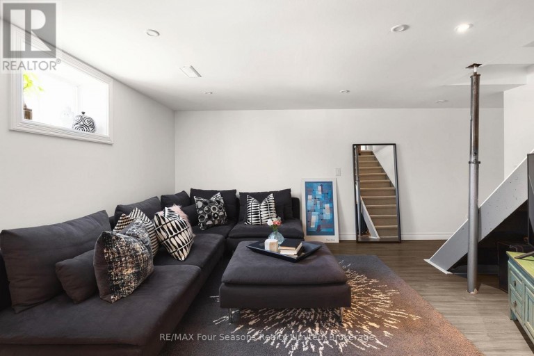50 AMARANTH STREET W, East Luther Grand Valley (Grand Valley), Ontario, L9W5M5