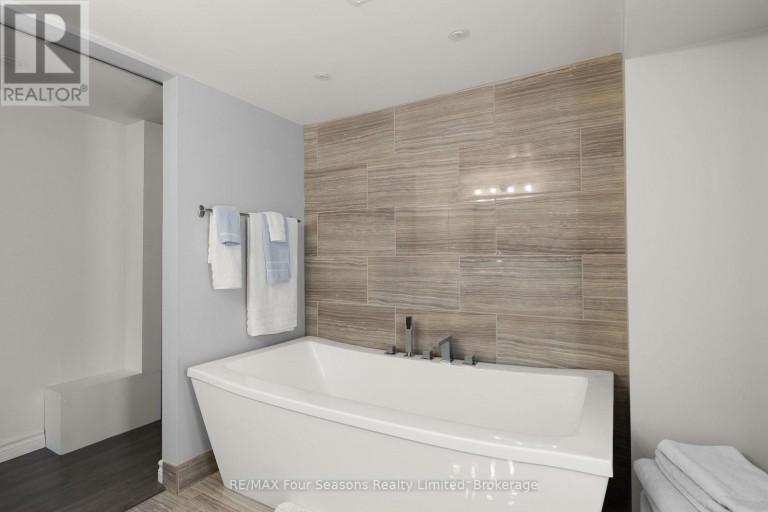 50 AMARANTH STREET W, East Luther Grand Valley (Grand Valley), Ontario, L9W5M5