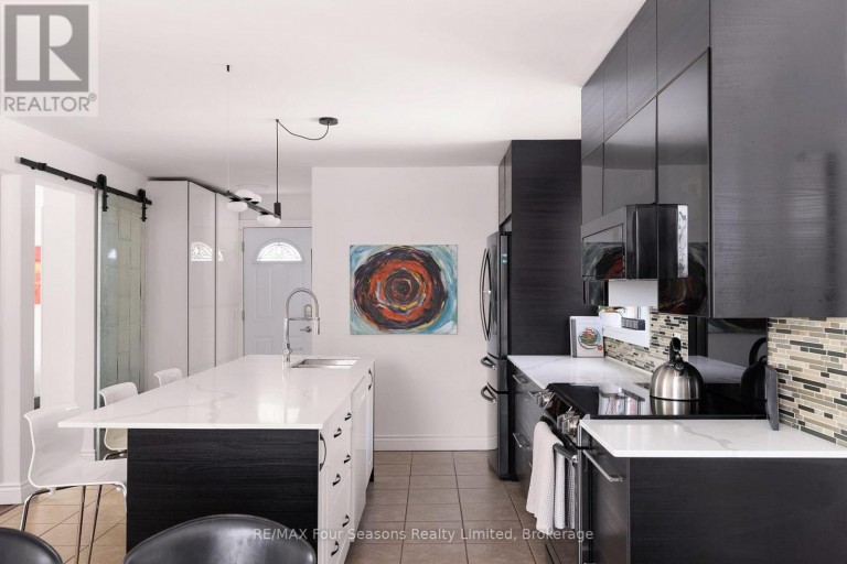 50 AMARANTH STREET W, East Luther Grand Valley (Grand Valley), Ontario, L9W5M5