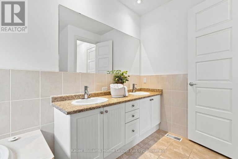 53 - 145 ABERFOYLE MILL CRESCENT, Puslinch (Aberfoyle), Ontario, N0B2J0