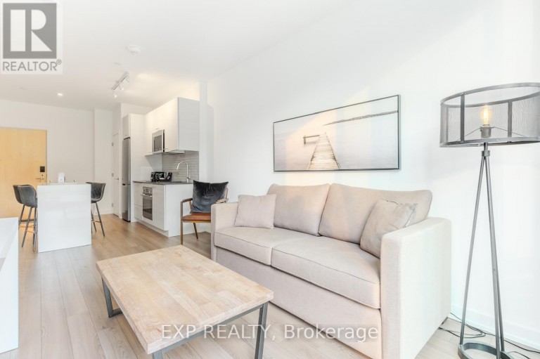 102 - 120 CARRICK TRAIL, Gravenhurst (Muskoka (S)), Ontario, P1P0B6