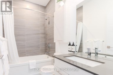 102 - 120 CARRICK TRAIL Gravenhurst (Muskoka (S)) Ontario photo 12