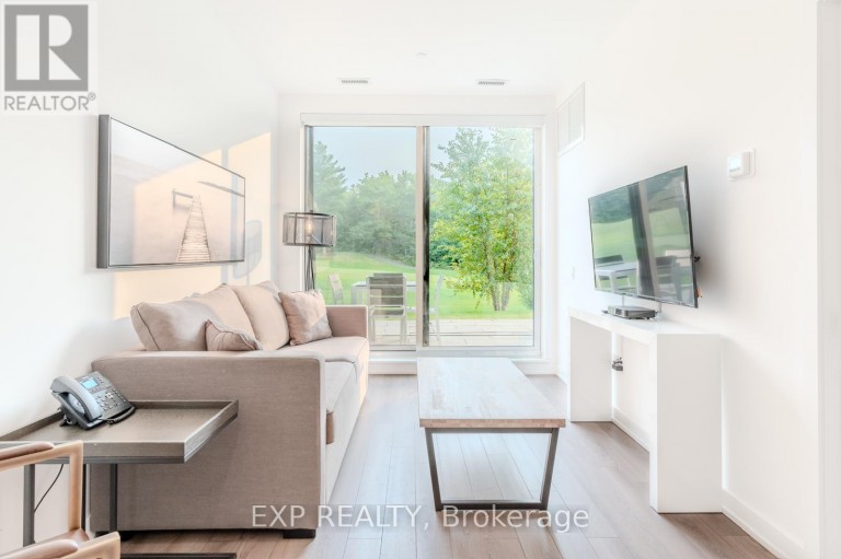 102 - 120 CARRICK TRAIL, Gravenhurst (Muskoka (S)), Ontario, P1P0B6