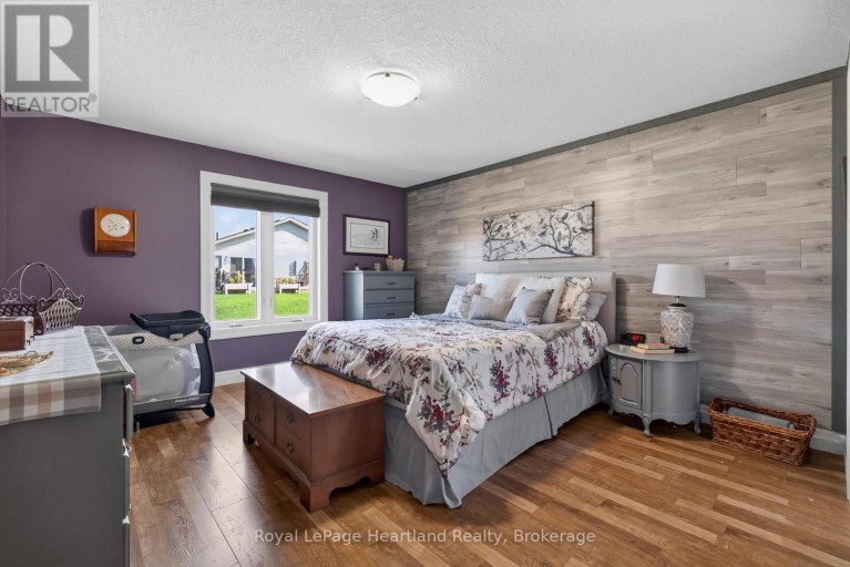 12 WINDWARD WAY N, Ashfield-Colborne-Wawanosh (Colborne), Ontario, N7A0C6