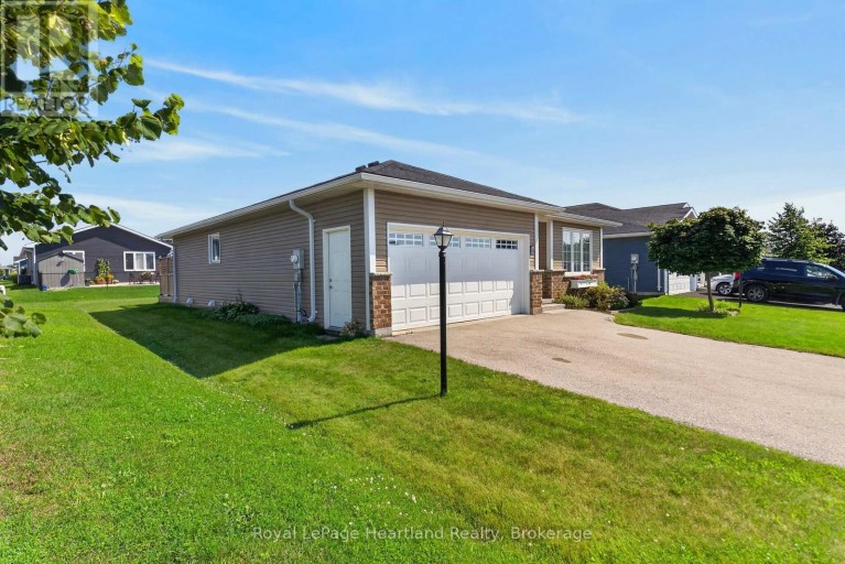 12 WINDWARD WAY N, Ashfield-Colborne-Wawanosh (Colborne), Ontario, N7A0C6