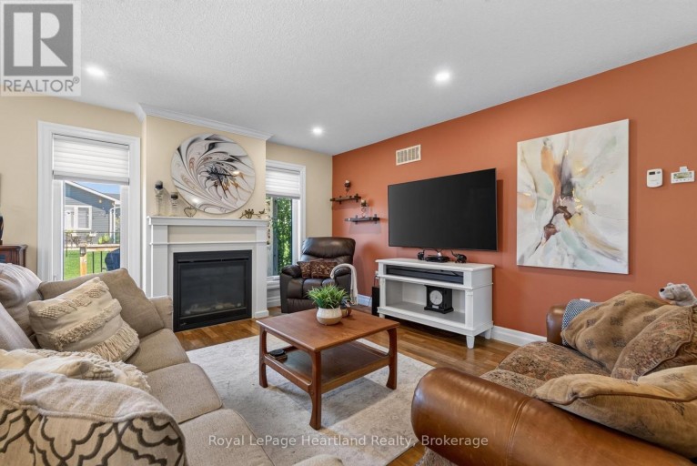 12 WINDWARD WAY N, Ashfield-Colborne-Wawanosh (Colborne), Ontario, N7A0C6