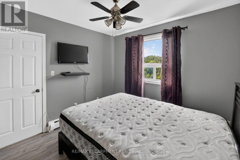 52 - 2373 KING STREET E, Hamilton (Bartonville), Ontario, L8K1X9