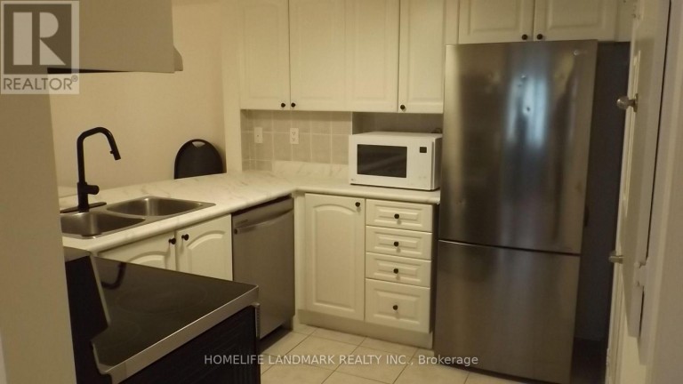 151 - 306 JOHN STREET, Markham (Aileen-Willowbrook), Ontario, L3T0A7