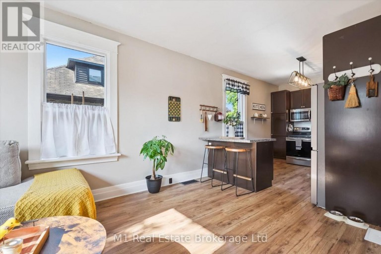 691 ST ANDREW STREET W, Centre Wellington (Fergus), Ontario, N1M1P7