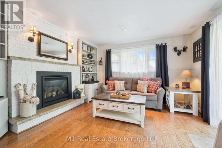 691 ST ANDREW STREET W, Centre Wellington (Fergus), Ontario, N1M1P7