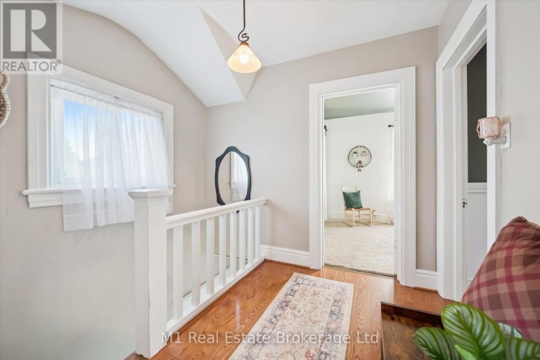 691 ST ANDREW STREET W, Centre Wellington (Fergus), Ontario, N1M1P7