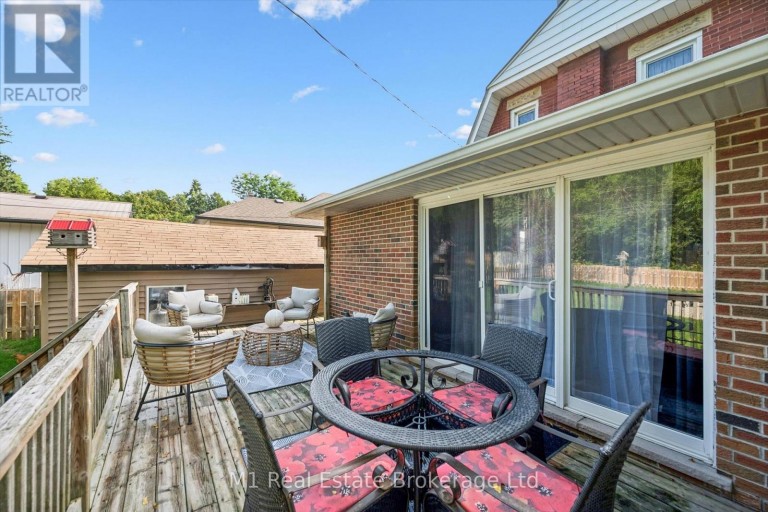691 ST ANDREW STREET W, Centre Wellington (Fergus), Ontario, N1M1P7