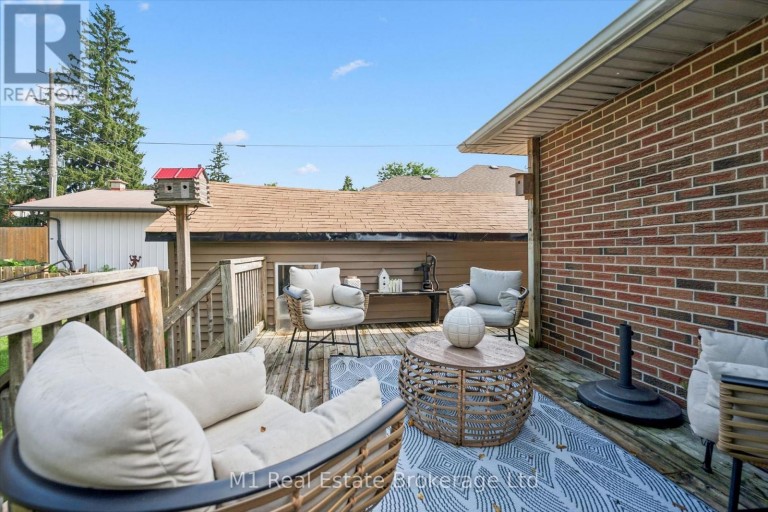 691 ST ANDREW STREET W, Centre Wellington (Fergus), Ontario, N1M1P7