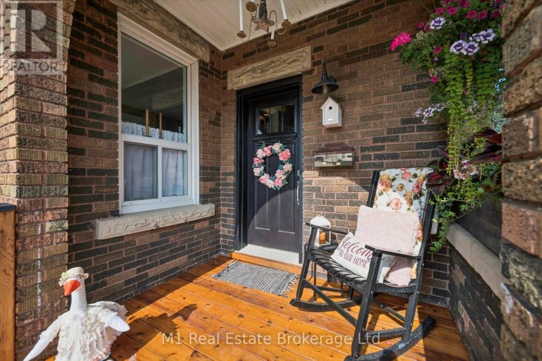 691 ST ANDREW STREET W, Centre Wellington (Fergus), Ontario, N1M1P7