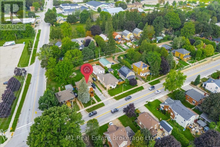 691 ST ANDREW STREET W, Centre Wellington (Fergus), Ontario, N1M1P7