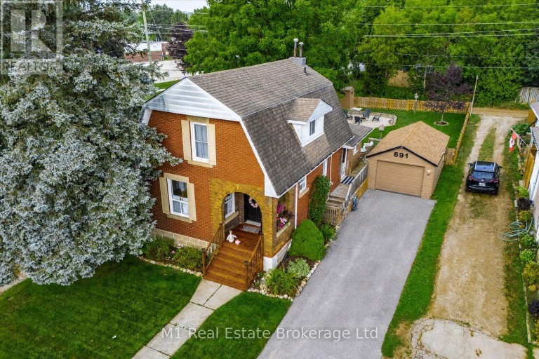691 ST ANDREW STREET W, Centre Wellington (Fergus), Ontario, N1M1P7