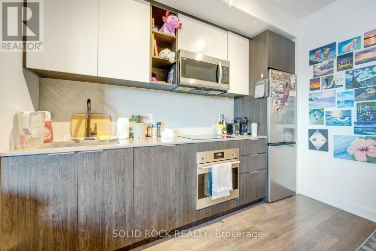 211 - 36 ZORRA STREET, Toronto (Islington-City Centre West), Ontario, M8Z4Z7