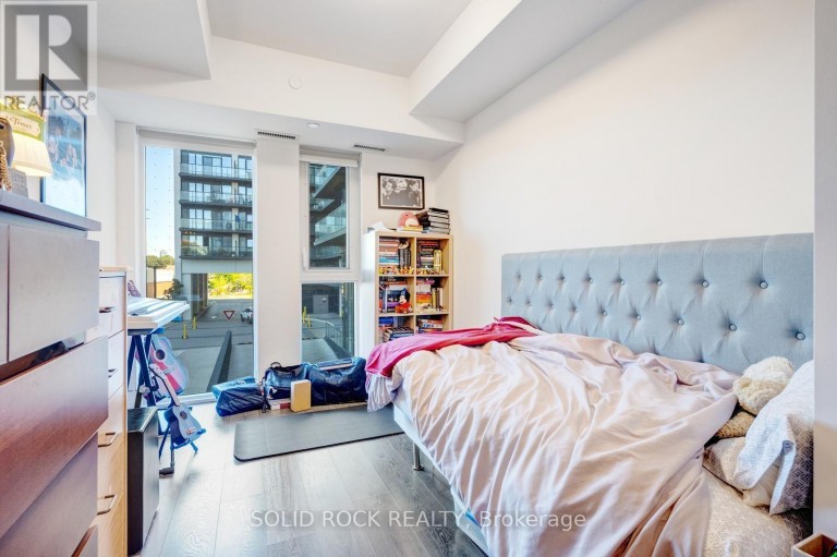 211 - 36 ZORRA STREET, Toronto (Islington-City Centre West), Ontario, M8Z4Z7