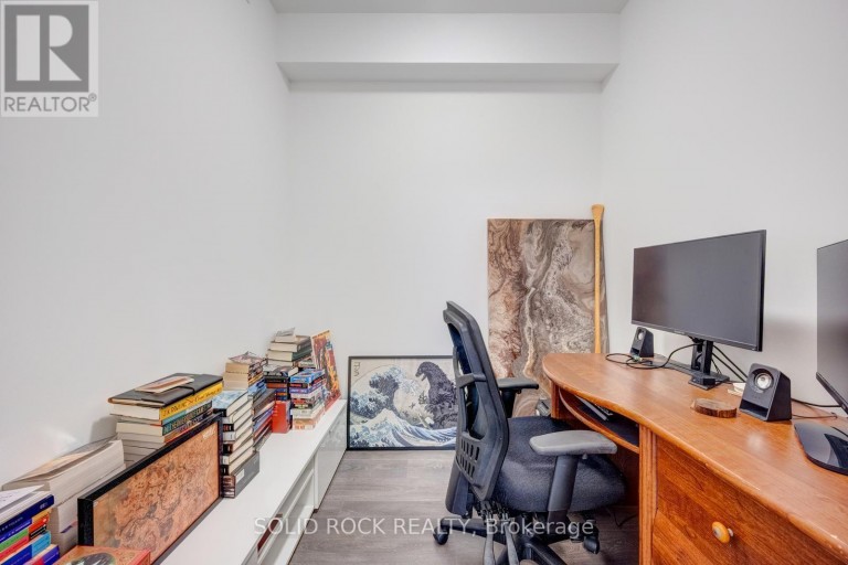 211 - 36 ZORRA STREET, Toronto (Islington-City Centre West), Ontario, M8Z4Z7